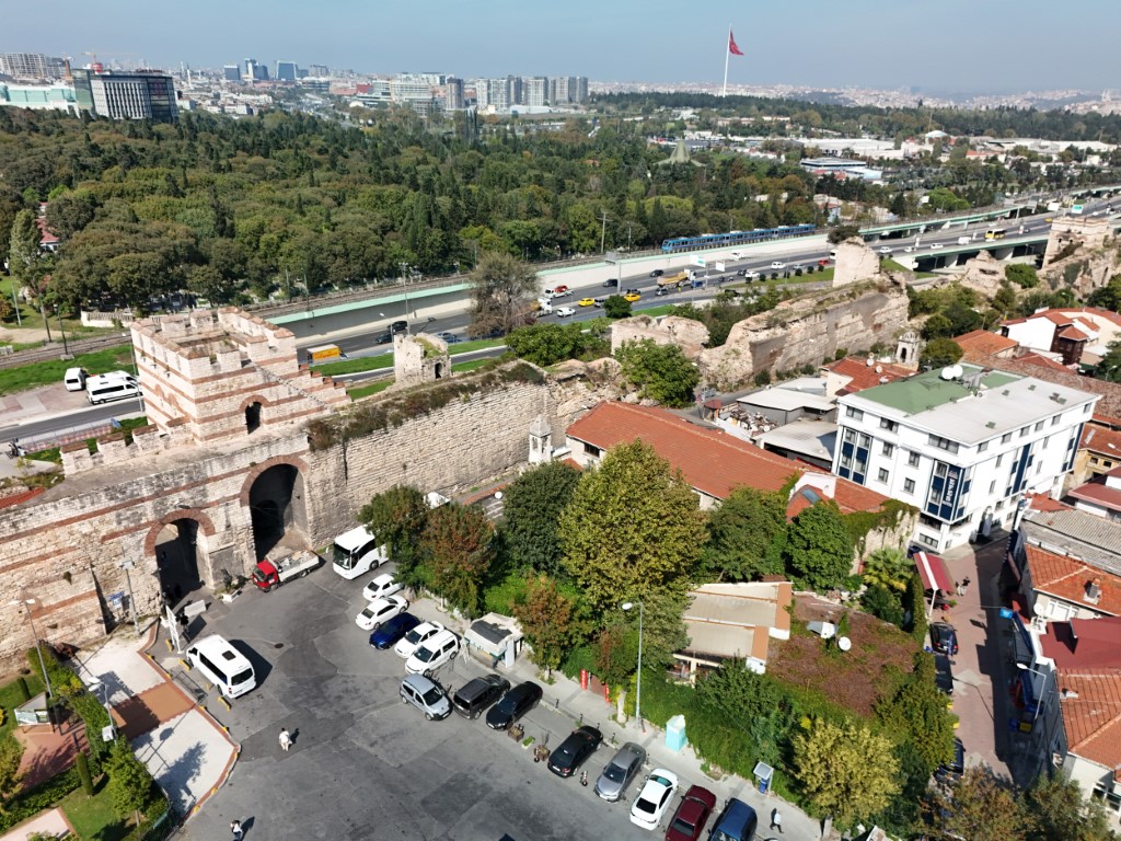 Ayios Nikolaos Kilisesi havadan görüntülendi
