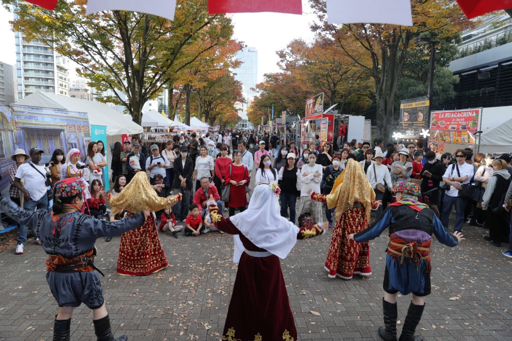 Tokyo'da Türkiye Festivali yapıldı, Japonlar halay çekti