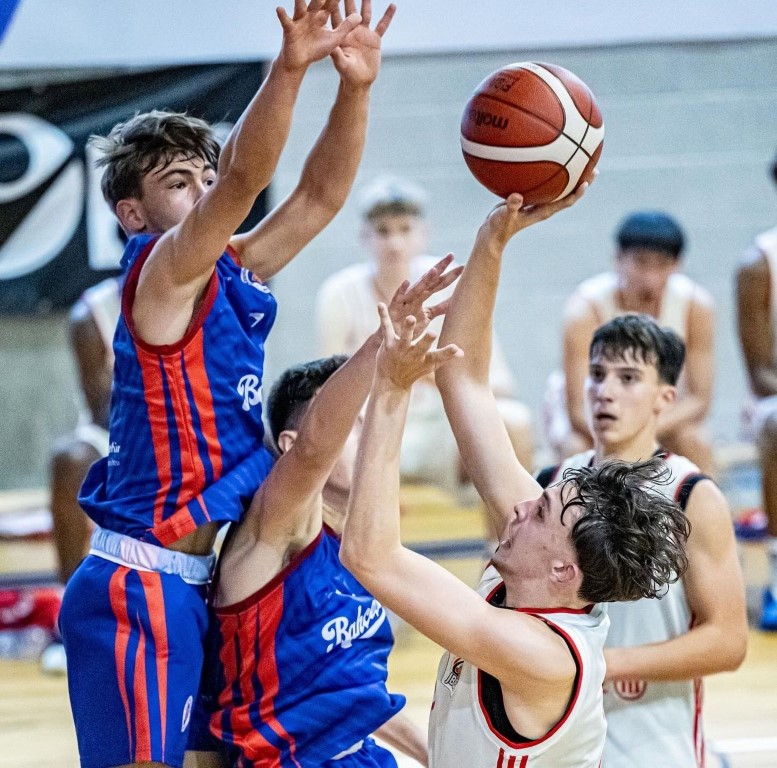 Bahçeşehir Koleji U16 Basketbol Takımı, Avrupa’nın en iyileriyle mücadele etti