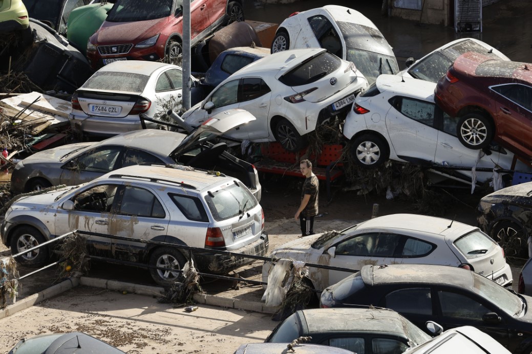 İspanya'daki sel felaketinde can kaybı 211’e yükseldi