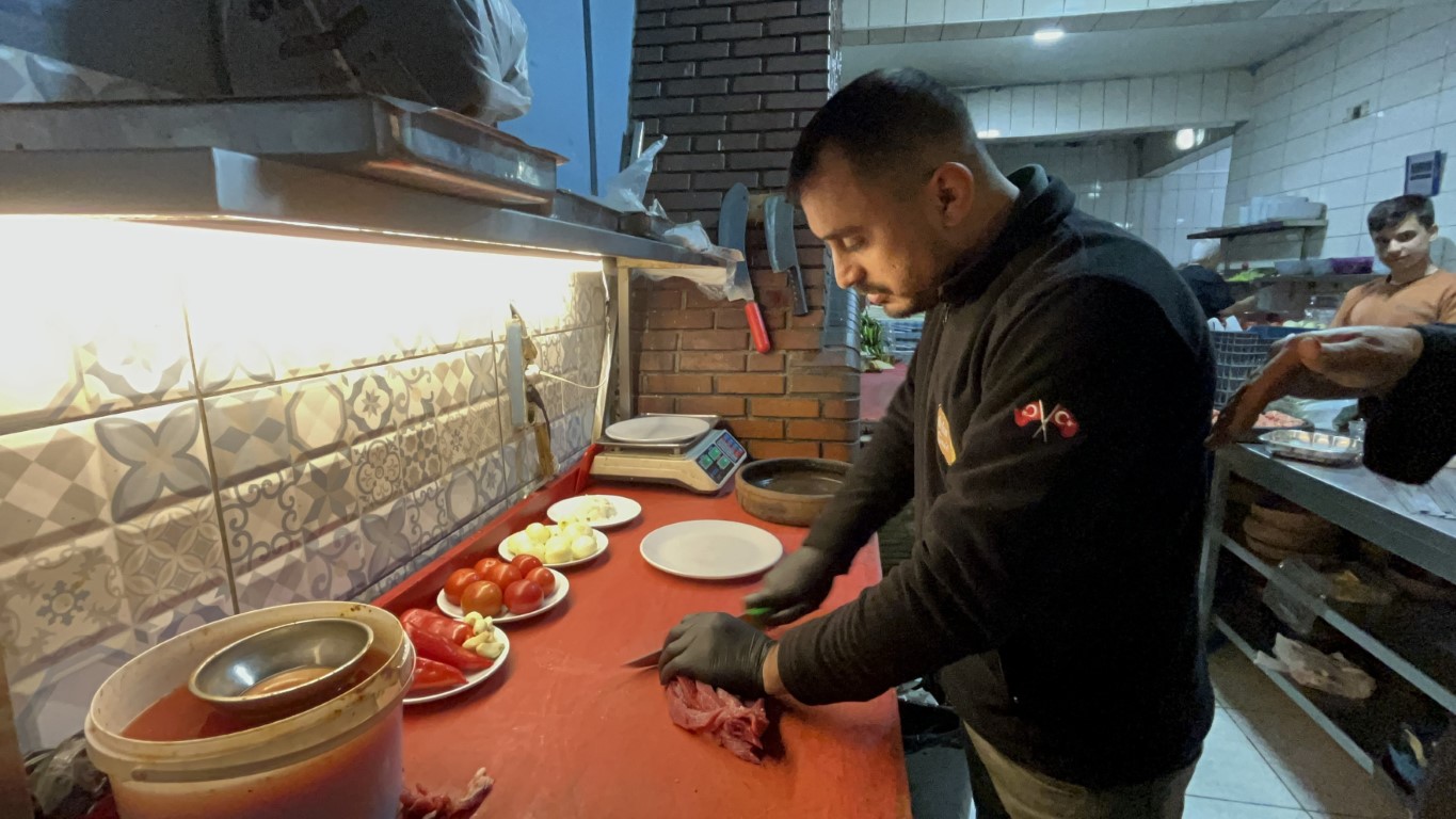 Gastronomi şehri Hatay’ın  tescilli lezzeti Belen tava lezzetiyle damak çatlatıyor