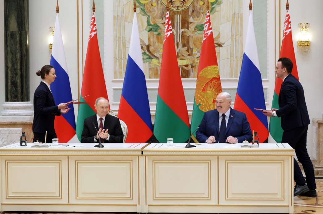 Putin: “Oreşnik gibi sistemlerin Belarus topraklarında konuşlandırılması mümkün”