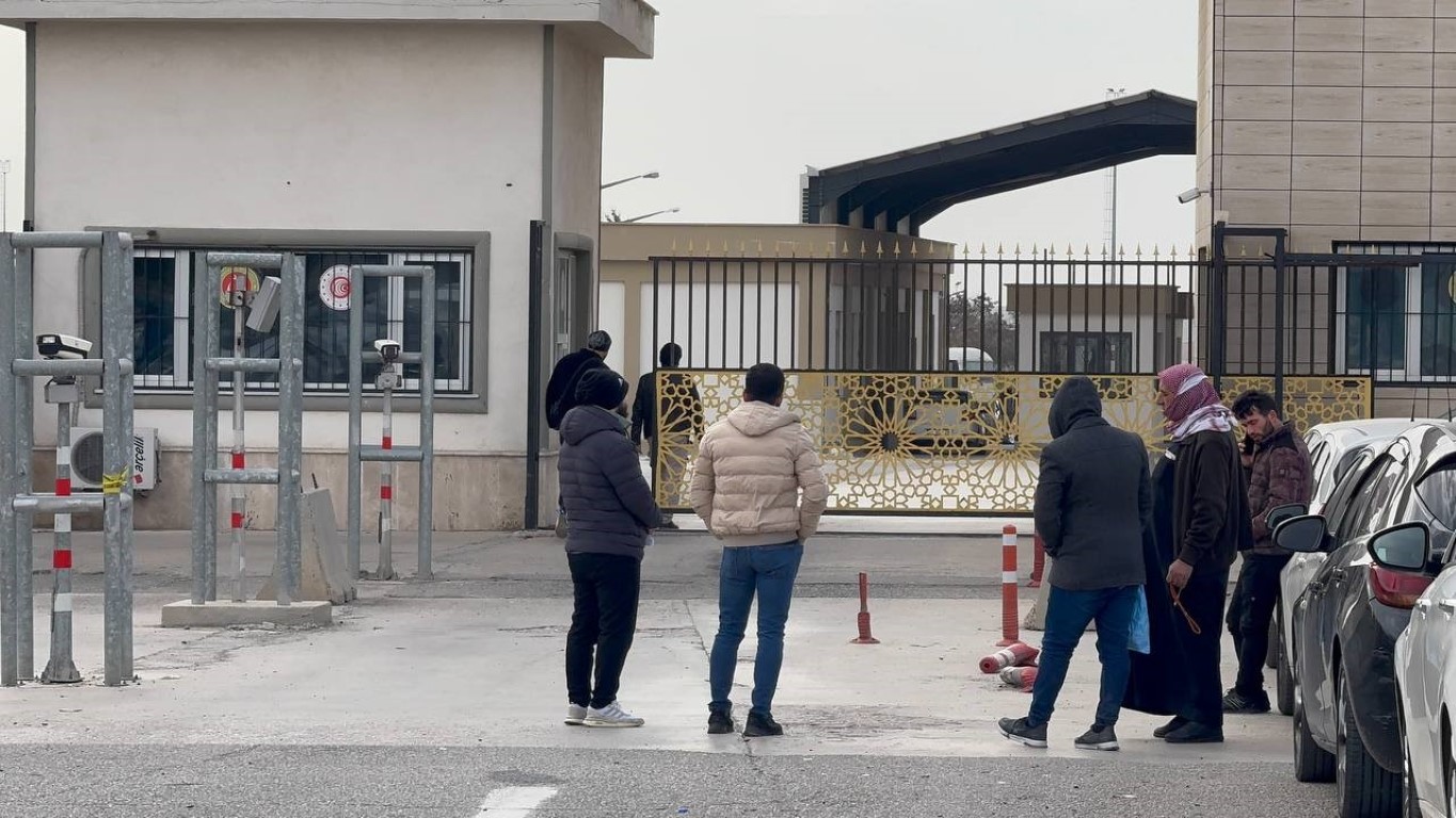 Suriyeliler Türkiye’ye teşekkür ederek memleketlerine dönüyor