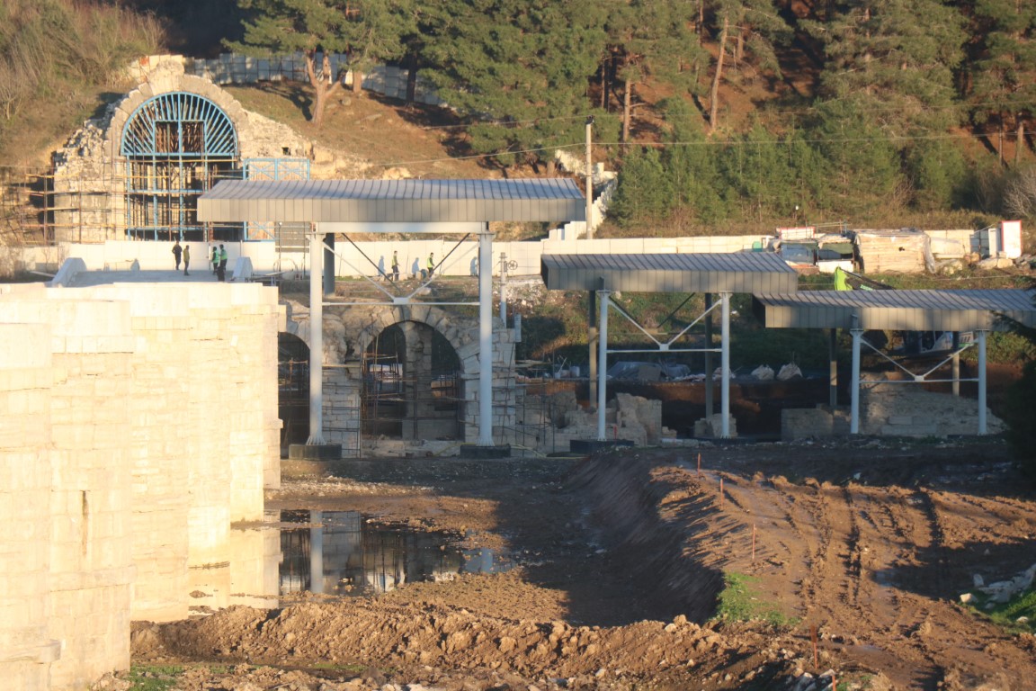 Sır perdesi çözülemeyen köprü, bin 500 yıldır tarihe tanıklık ediyor