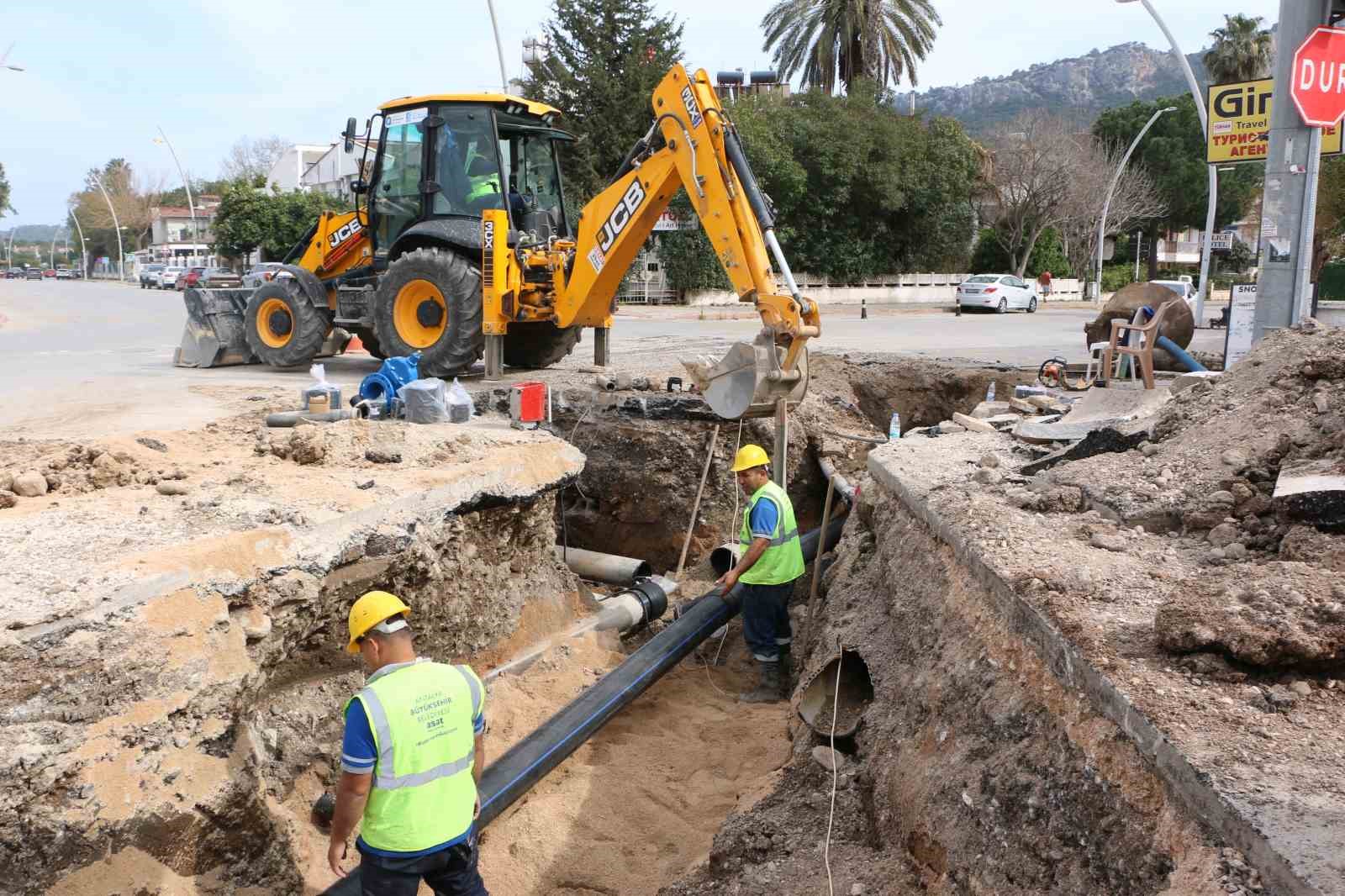 kemer-in-icmesuyu-ve-kanalizasyon-altyapisi-yenileniyor
