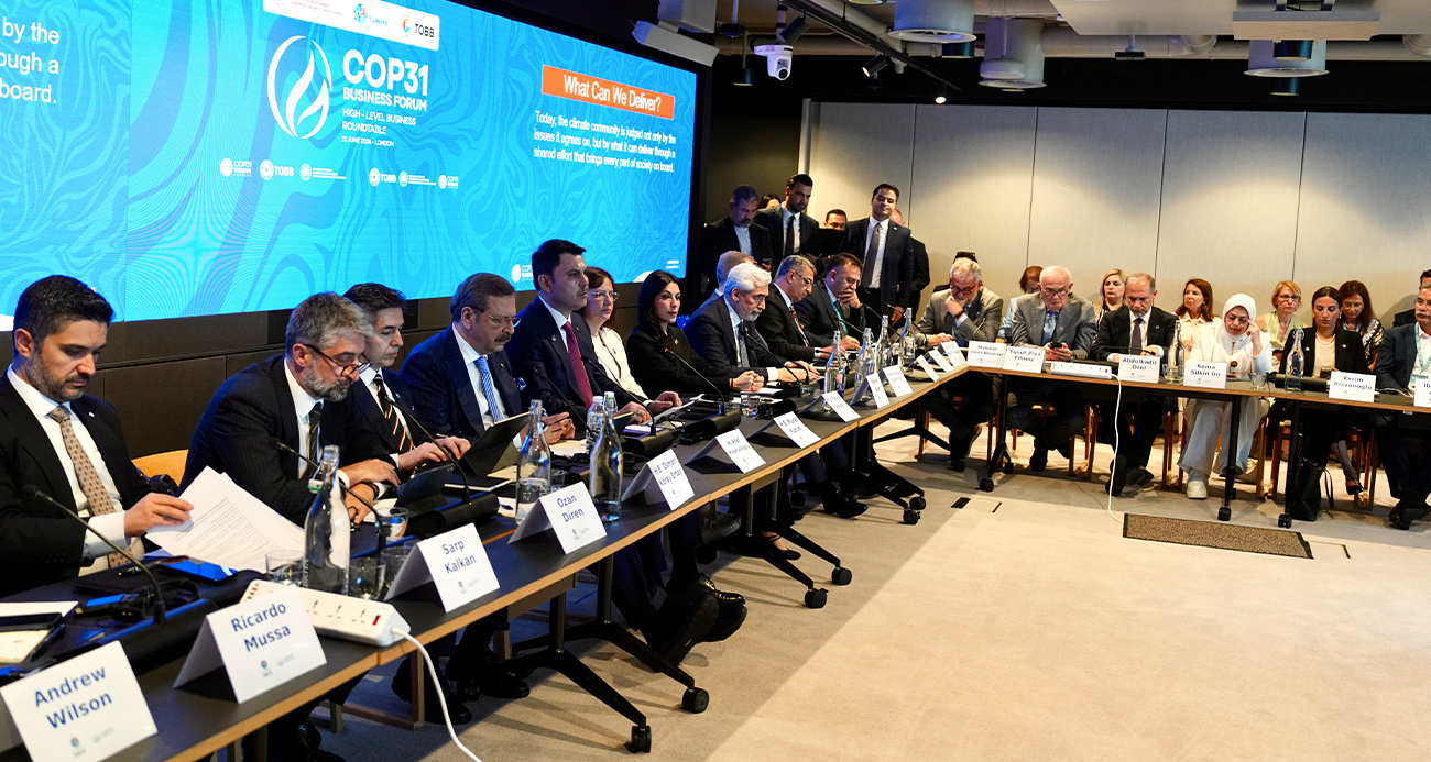 bakan-kurum-ingiltere-de-cop31-is-dunyasi-forumu-nda-konustu