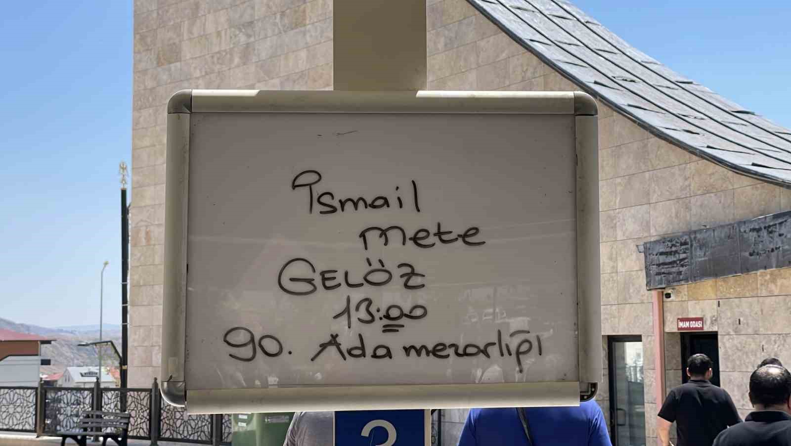kazadan-21-gun-sonra-hayatini-kaybeden-genc-son-yolculuguna-ugurlandi