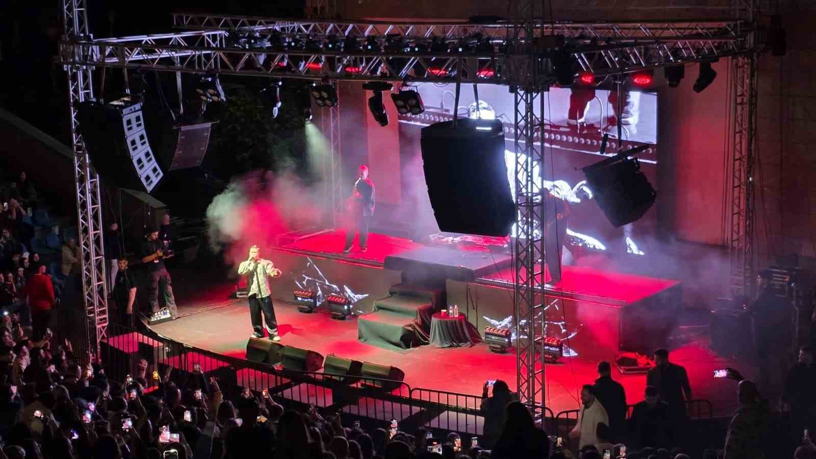 cehennemagzi-nda-gencleri-costuran-konser-acheron-yine-doldu-tasti