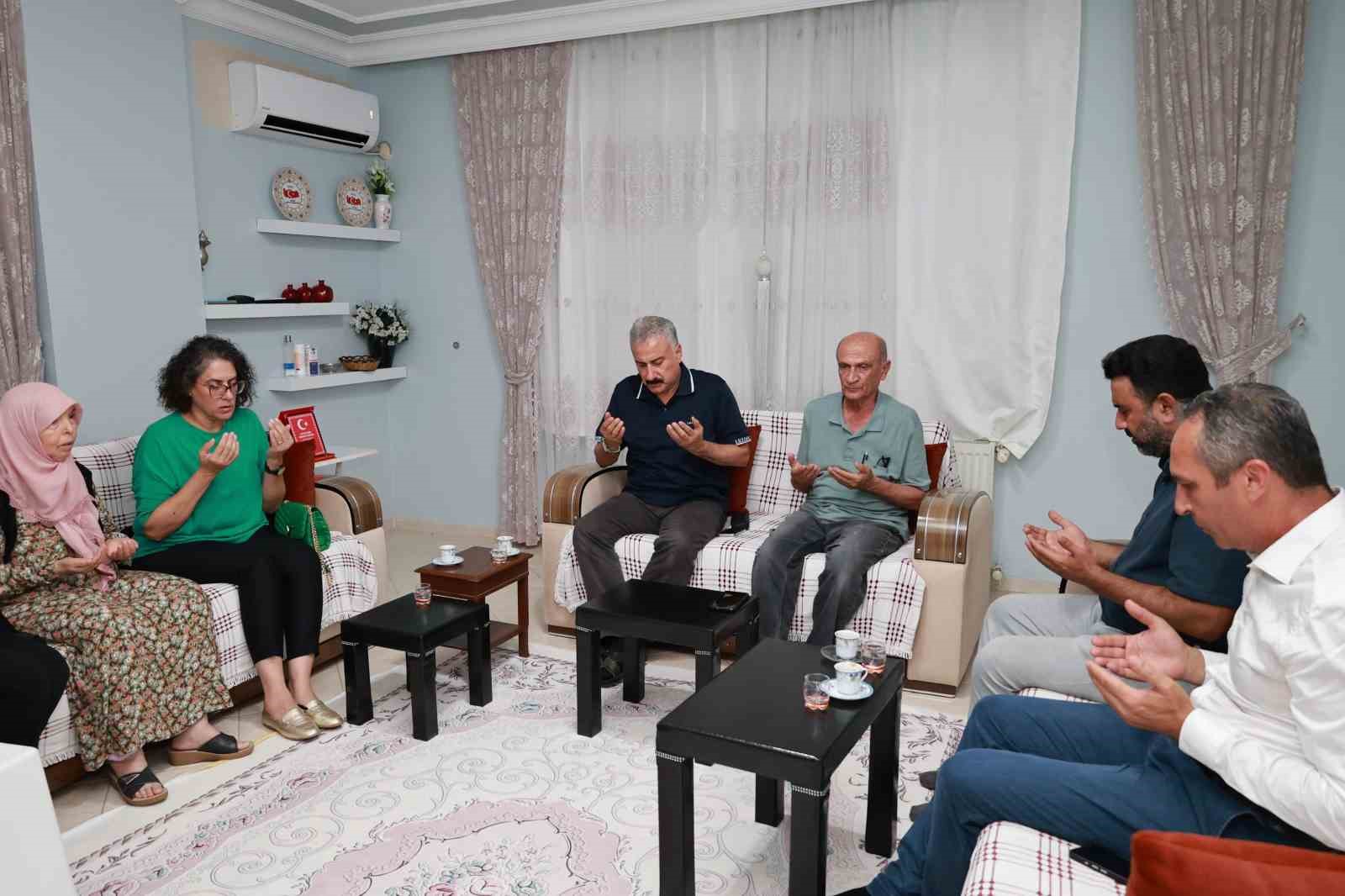 emniyet-muduru-aktas-tan-sehit-ailesine-vefa