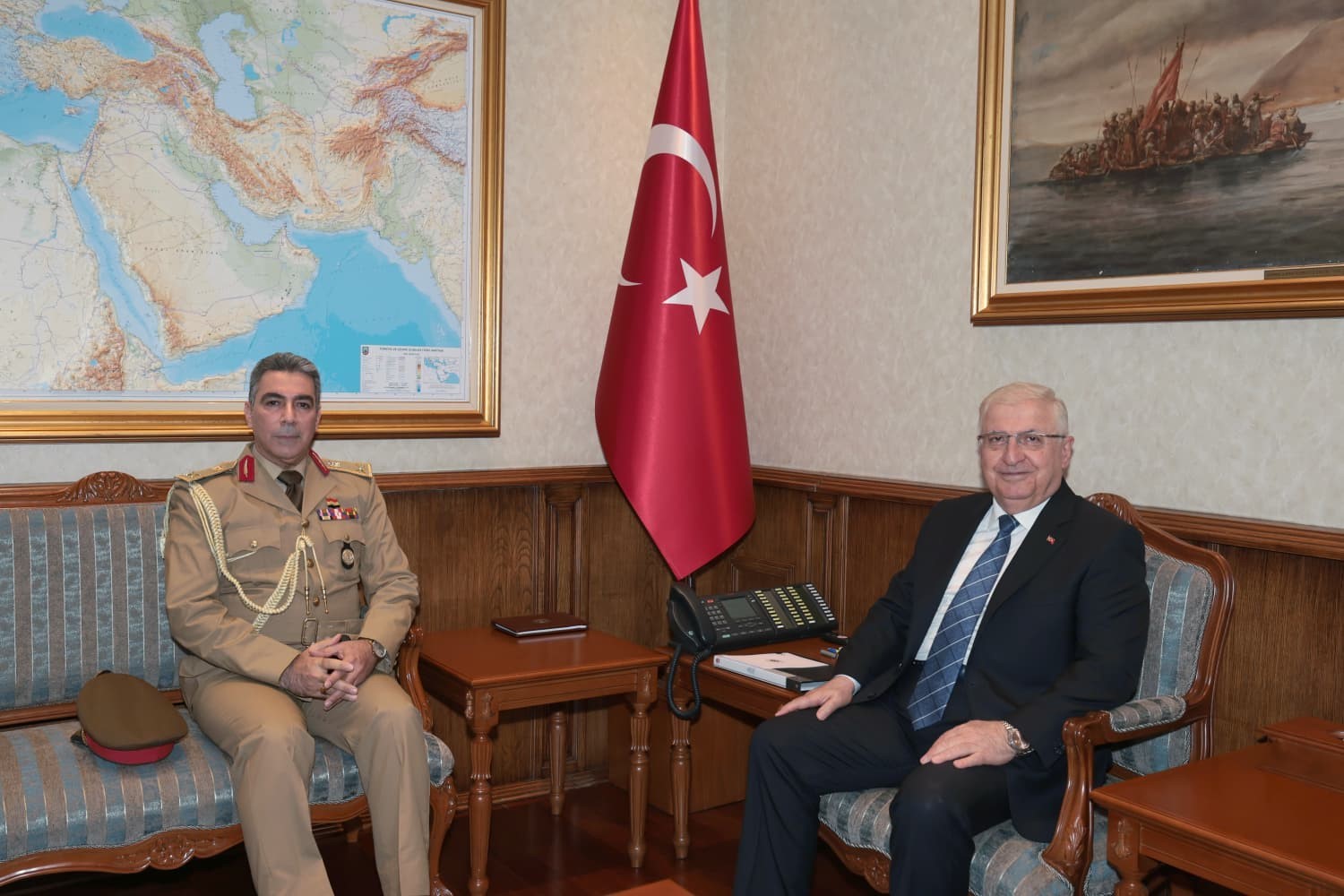 bakan-guler-irak-in-ankara-askeri-atasesi-ni-kabul-etti