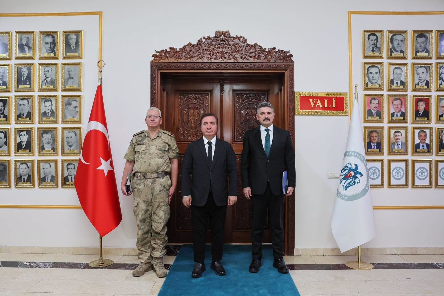 erzincan-da-guvenlik-ve-asayis-toplantisi-duzenlendi