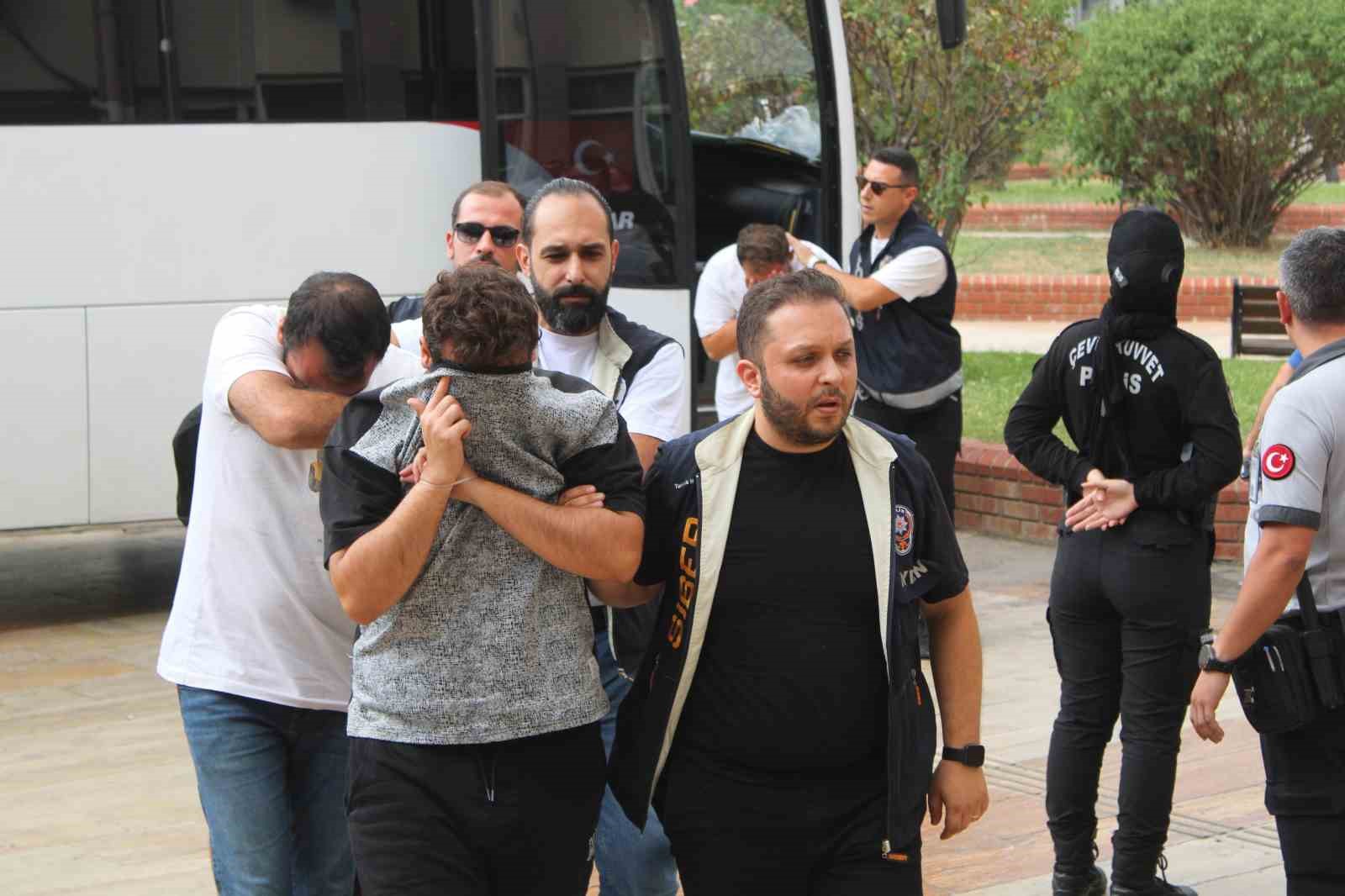 aydin-merkezli-7-ilde-yasa-disi-bahis-operasyonu-31-supheli-adliyeye-sevk-edildi