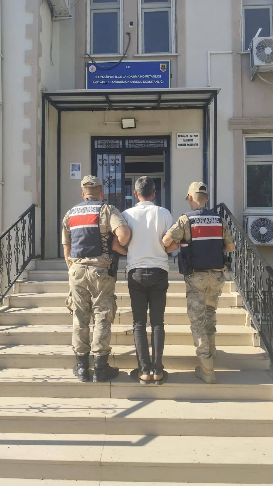 sanliurfa-da-hakkinda-6-yil-10-ay-hapis-cezasi-bulunan-hukumlu-yakalandi
