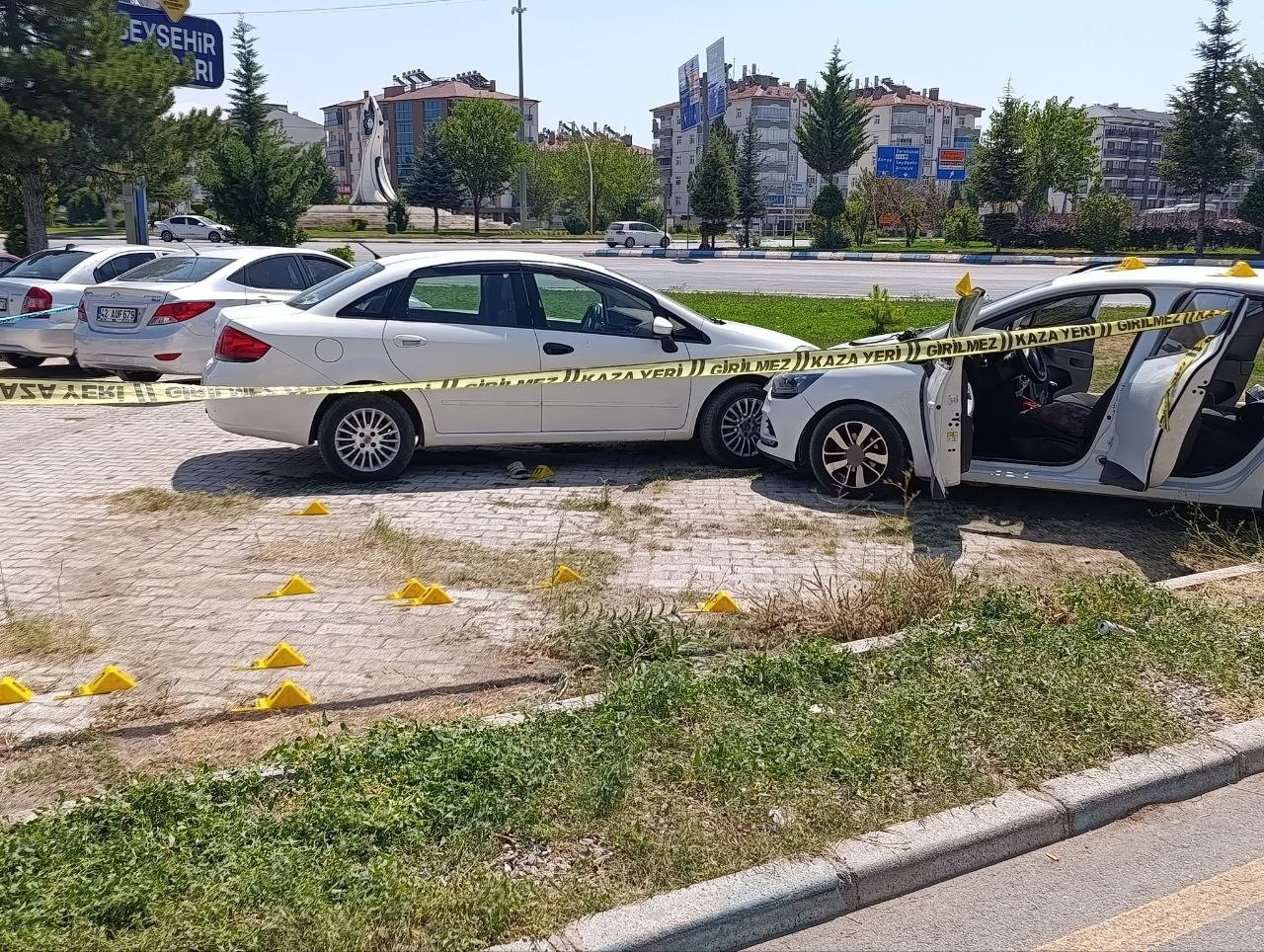 otogarda-karsilasan-husumetlilerin-kavgasi-kanli-bitti-2-yarali