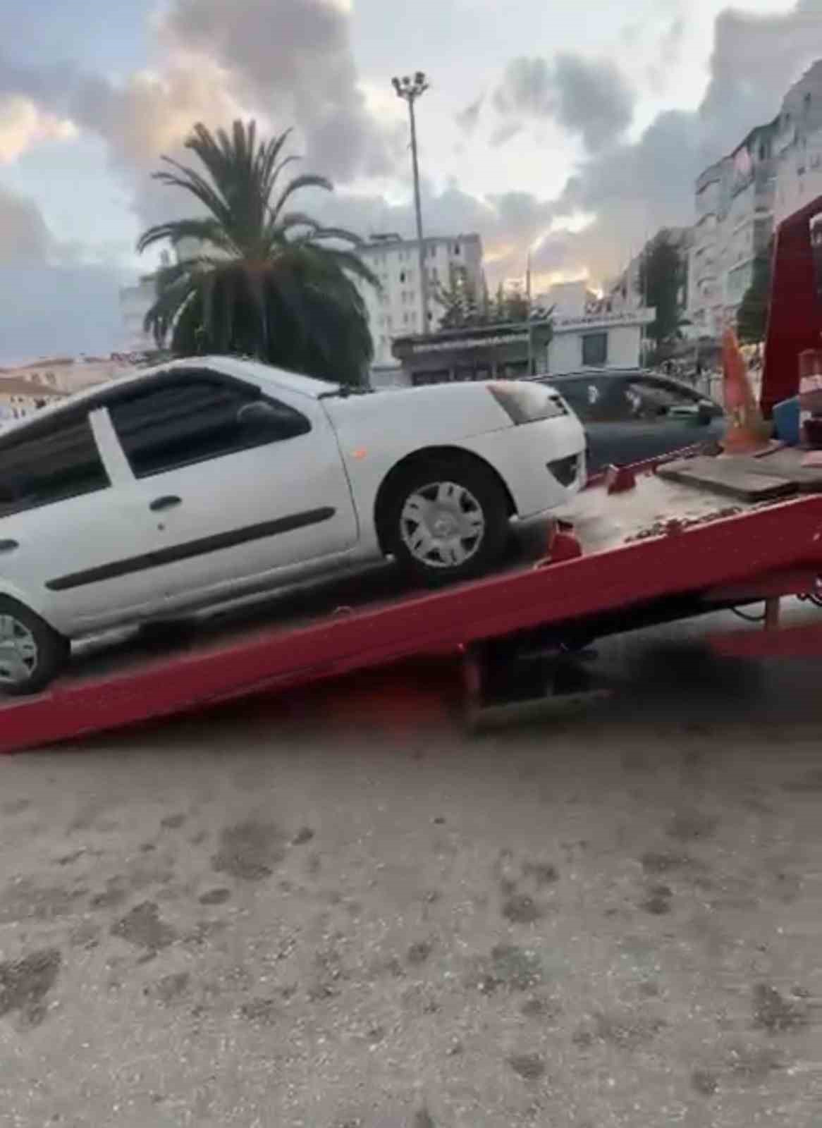 samsun-da-korsan-taksi-denetimi-2-araca-200-bin-lira-ceza
