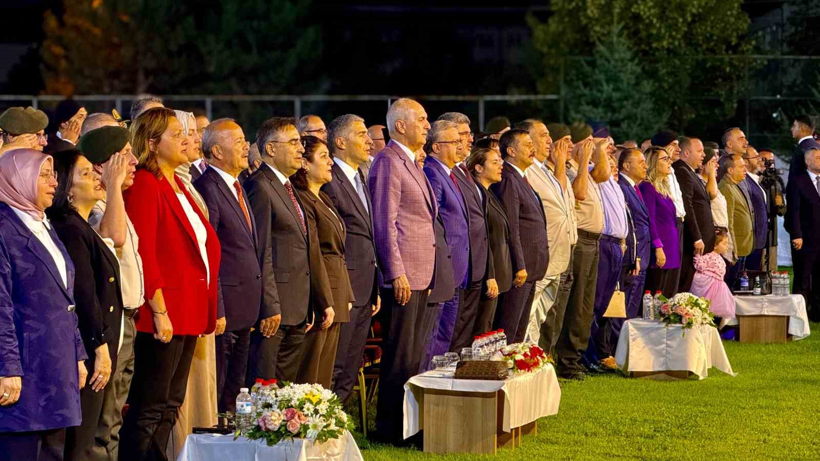 tbmm-baskani-kurtulmus-artik-onumuzde-yeni-bir-kapi-acilmis-yeni-bir-yolun-baslangicindayiz