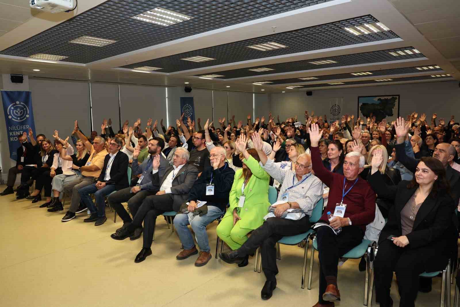 nilufer-kent-konseyi-nde-mustafa-berkay-aydin-guven-tazeledi