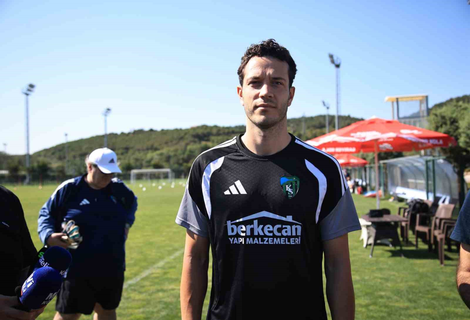 onurcan-piri-kocaelispor-da-oldugum-icin-mutluyum