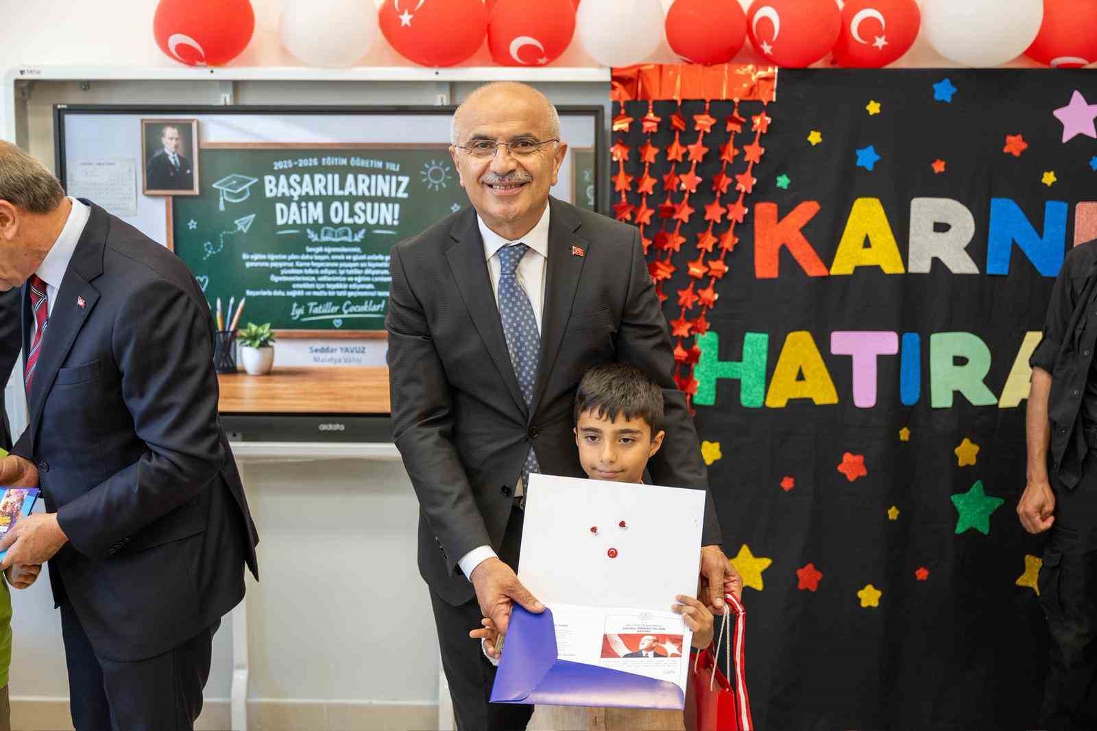 baskan-er-ogrencilerin-karne-heyecanina-ortak-oldu