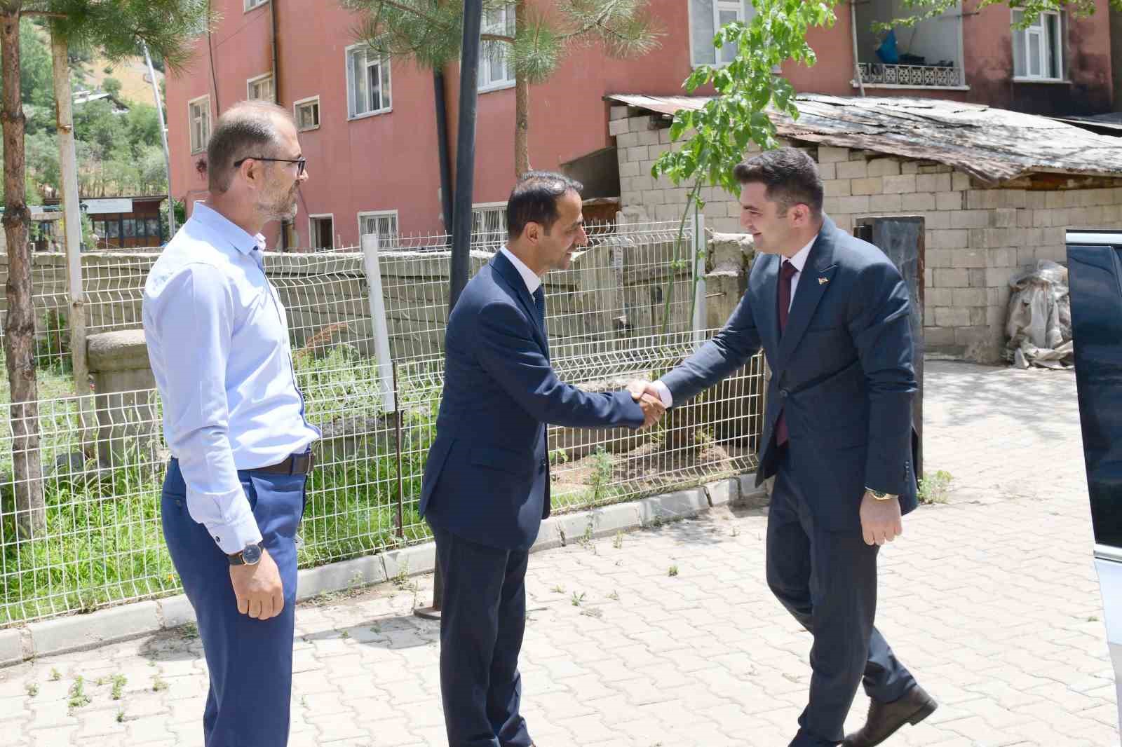 kaymakam-abdullah-sari-dan-ilce-milli-egitim-mudurlugune-ziyaret
