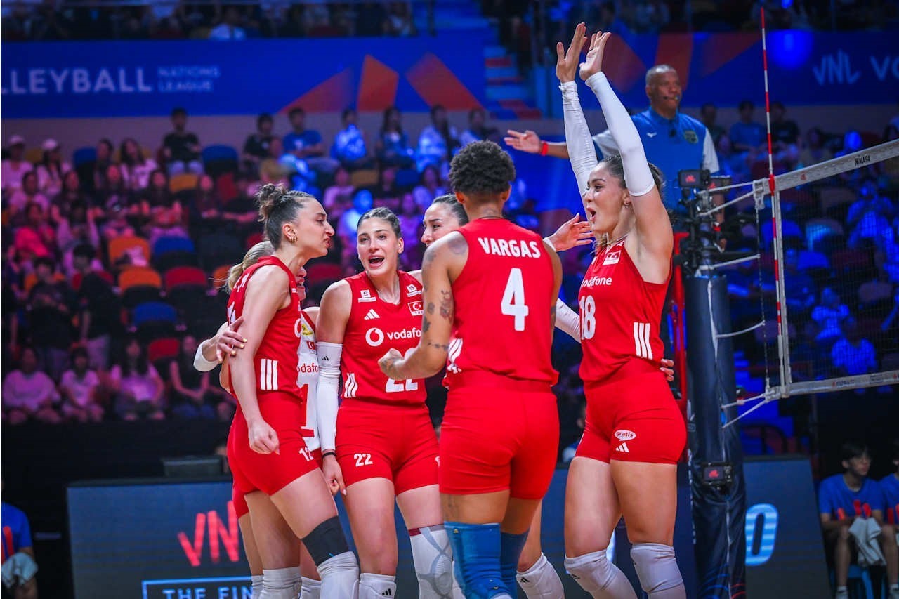 kadin-milli-voleybol-takimi-nin-2026-akdeniz-oyunlari-kadrosu-belli-oldu