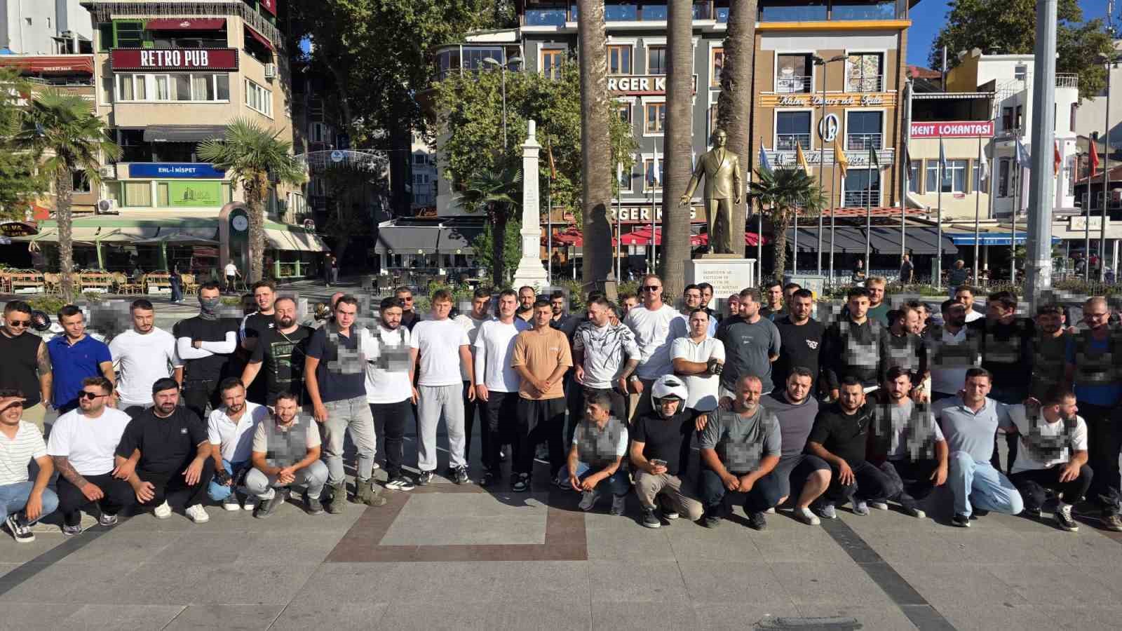 bandirma-da-kuryenin-darbedildigi-iddiasi-protesto-edildi