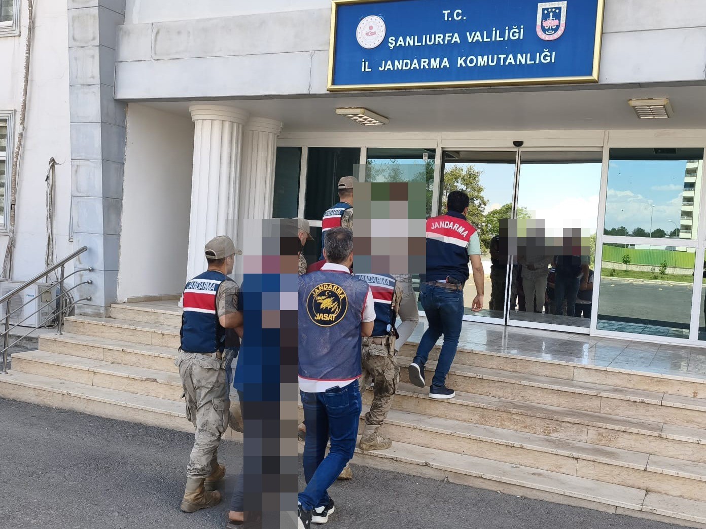 sanliurfa-da-32-sahsa-gocmen-kacakciligindan-islem-yapildi