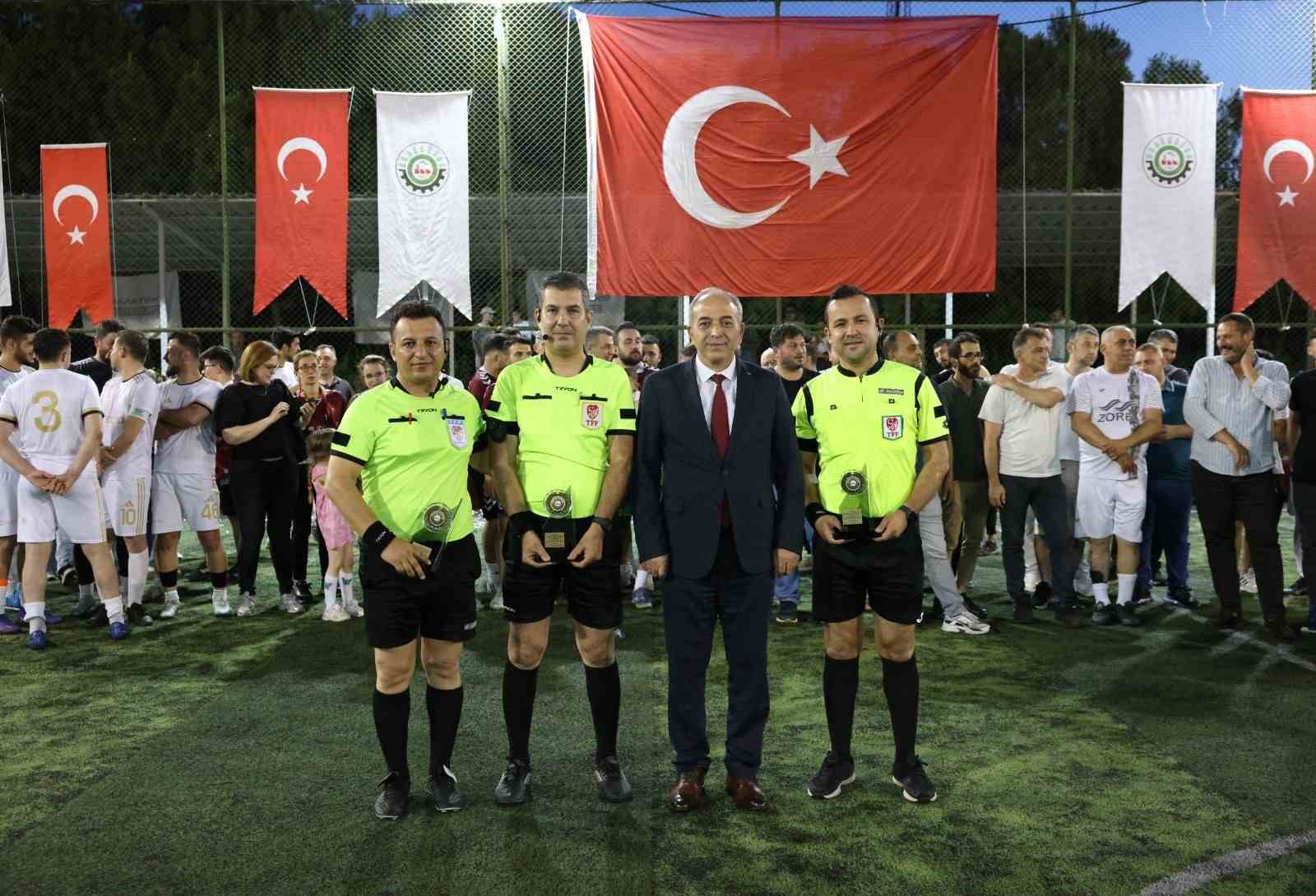 denizli-osb-futbol-ligi-nin-sampiyonlari-belli-oldu