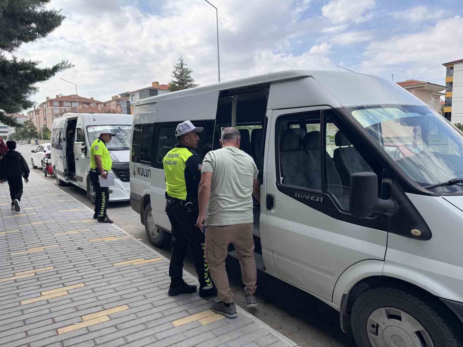 kulu-da-okul-servisleri-ve-cevrelerine-siki-denetim