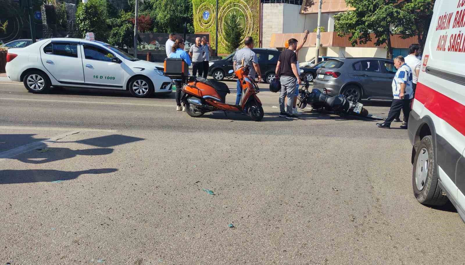 motosiklet-ambulansa-carpti-1-yarali