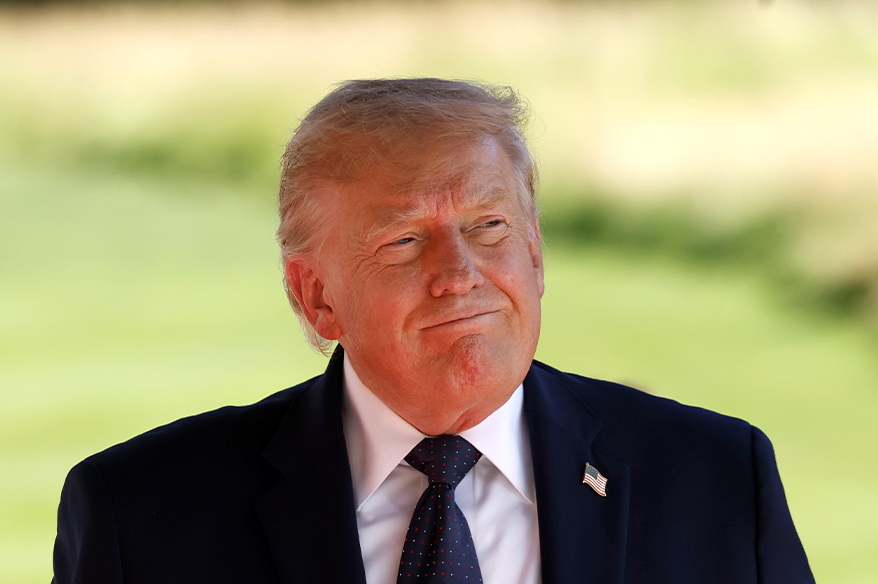 trump-ingiltere-basbakani-starmer-istifa-edecek