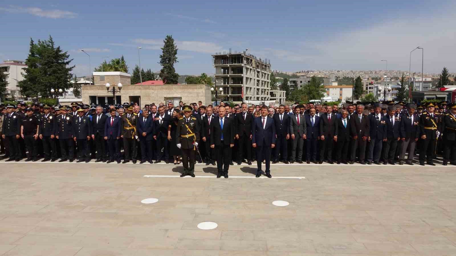 adiyaman-da-30-agustos-zafer-bayrami-kutlandi