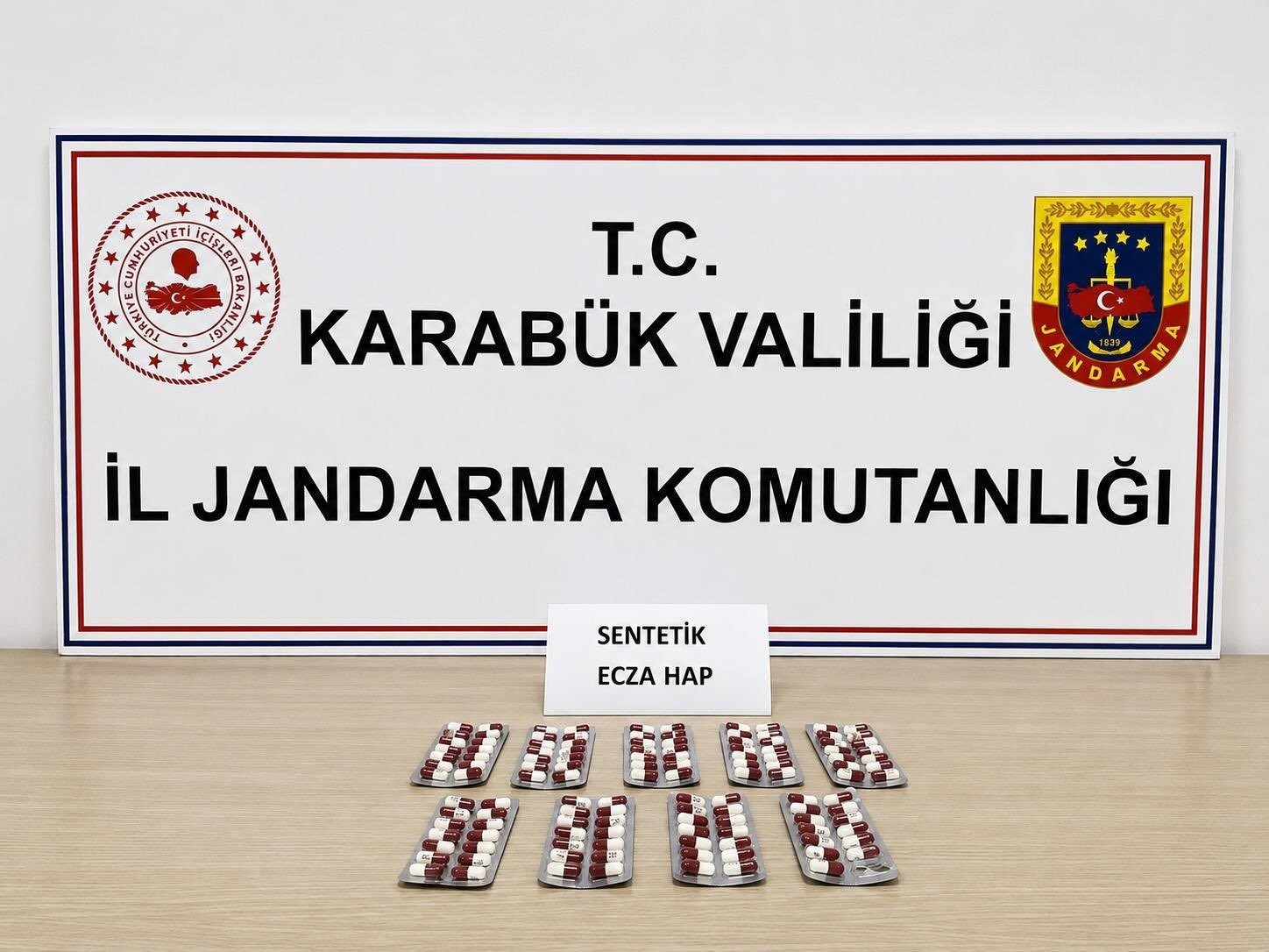 uyusturucu-operasyonlarinda-12-kisi-yakalandi