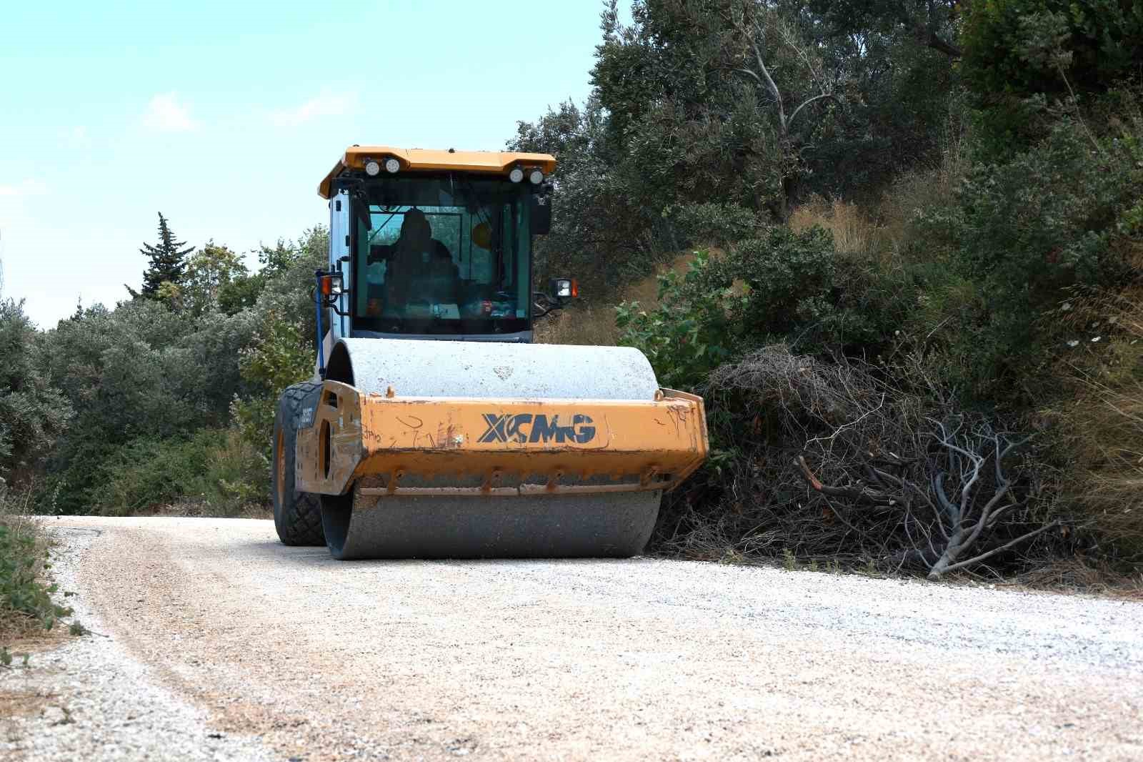 hbb-defne-dover-mahallesi-nde-yol-calismasina-basladi