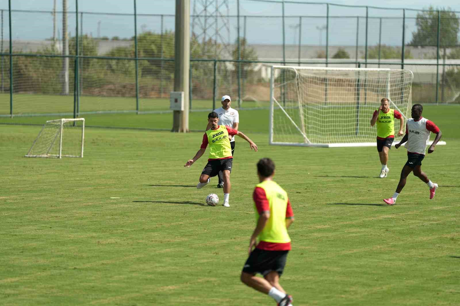 corum-fk-gunun-ilk-antrenmanini-tamamladi