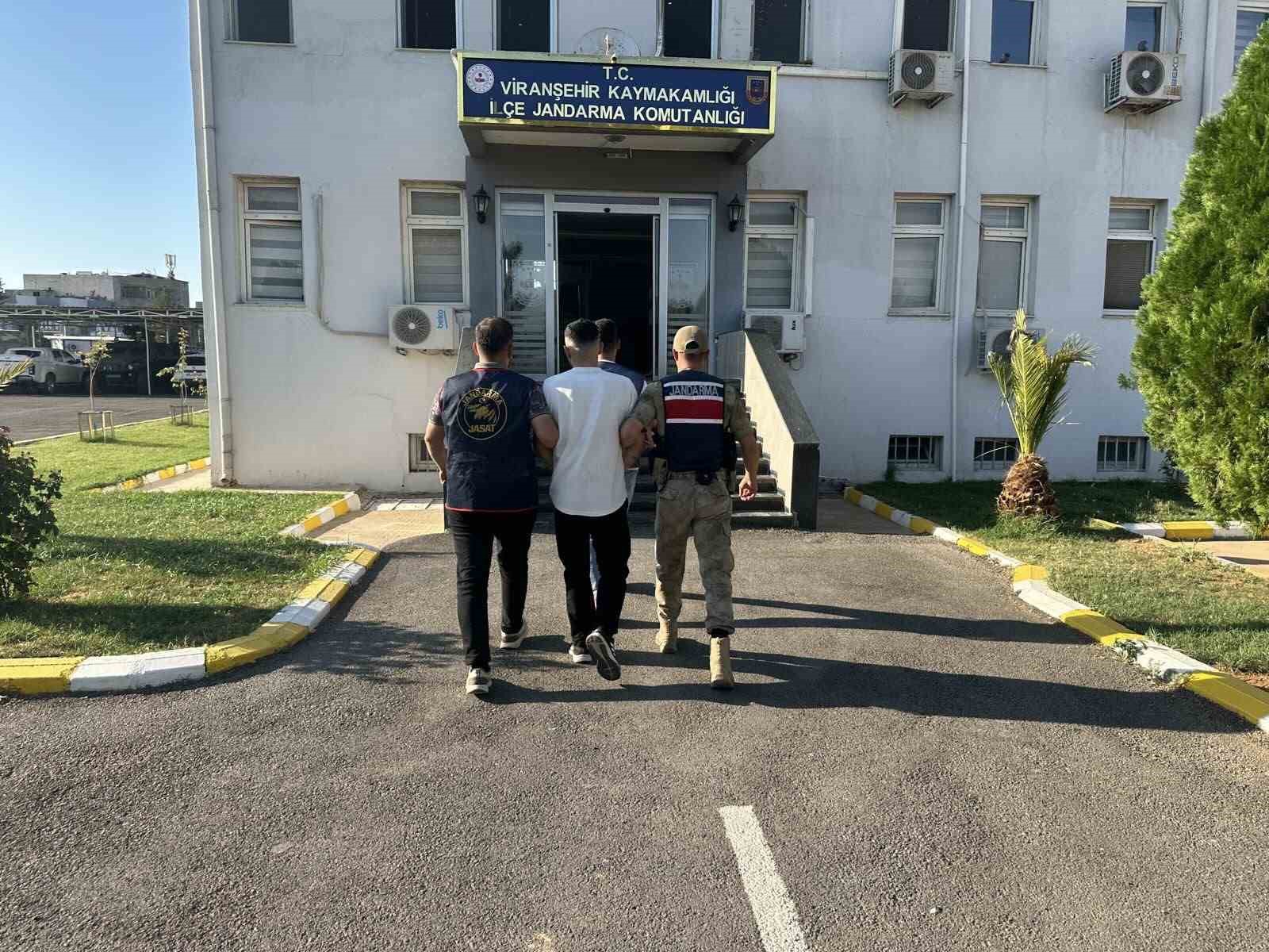 sanliurfa-da-15-yil-6-ay-hapis-cezasi-bulunan-hukumlu-yakalandi