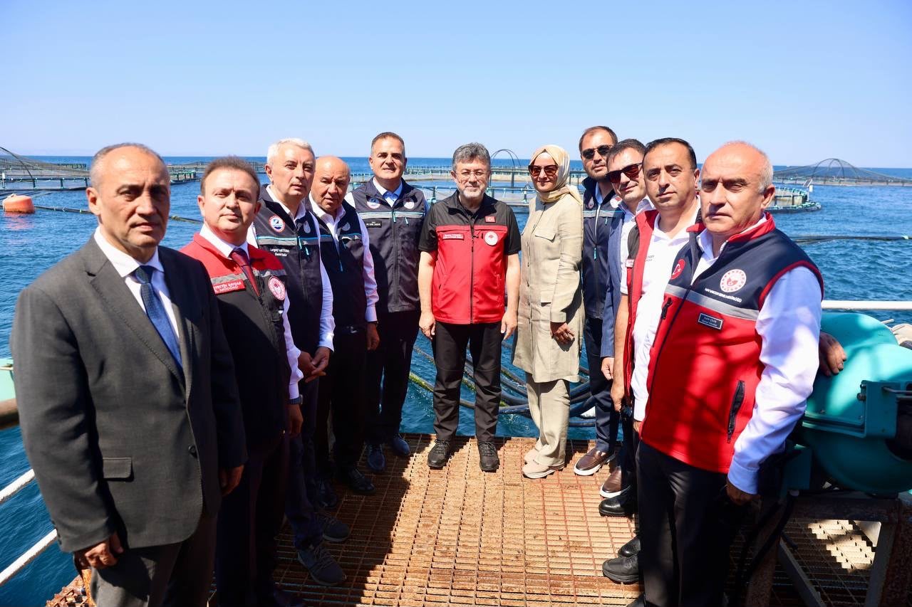 bakan-yumakli-hedef-3-milyar-dolar-su-urunleri-ihracati