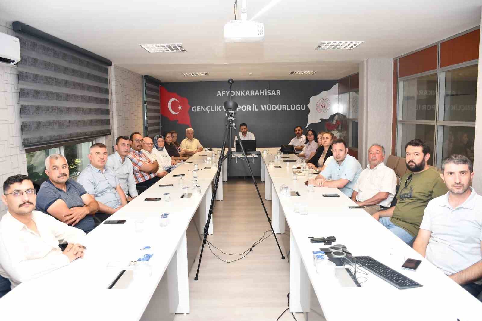 yurt-mudurluklerinin-yil-sonu-degerlendirme-toplantisi-gerceklestirildi