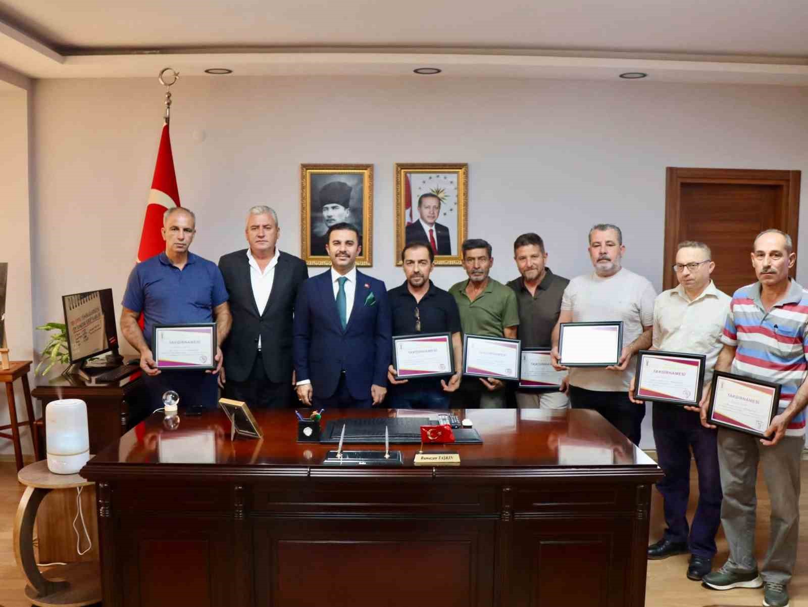 kocarli-kaymakami-taskin-25-yillik-esnaflarla-bir-araya-geldi