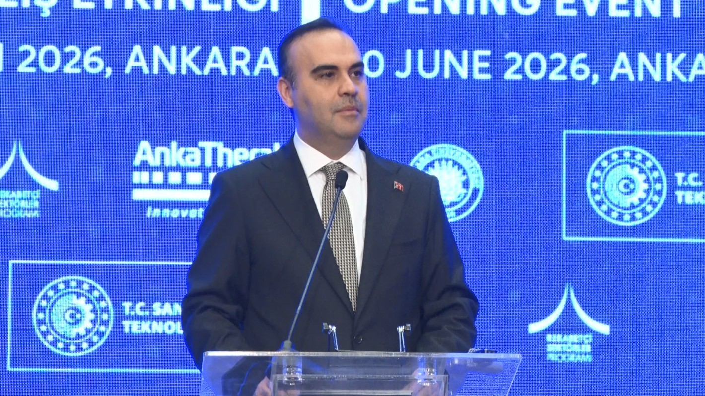 bakan-kacir-son-1-yilda-saglik-endustrisinde-yatirima-tesvik-belgesi-duzenleyerek-70-milyar-lira-yatirimi-harekete-gecirdik