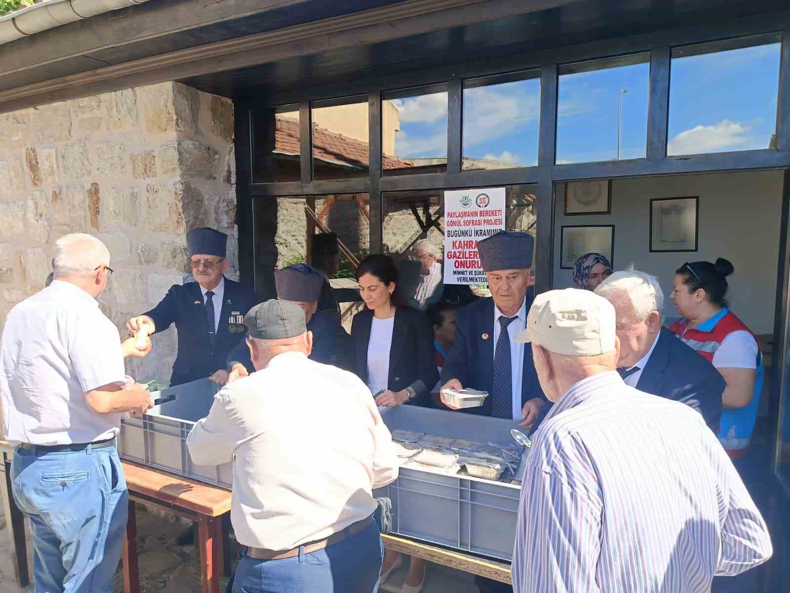 edirne-de-gazilere-vefa-vatandaslara-ikram