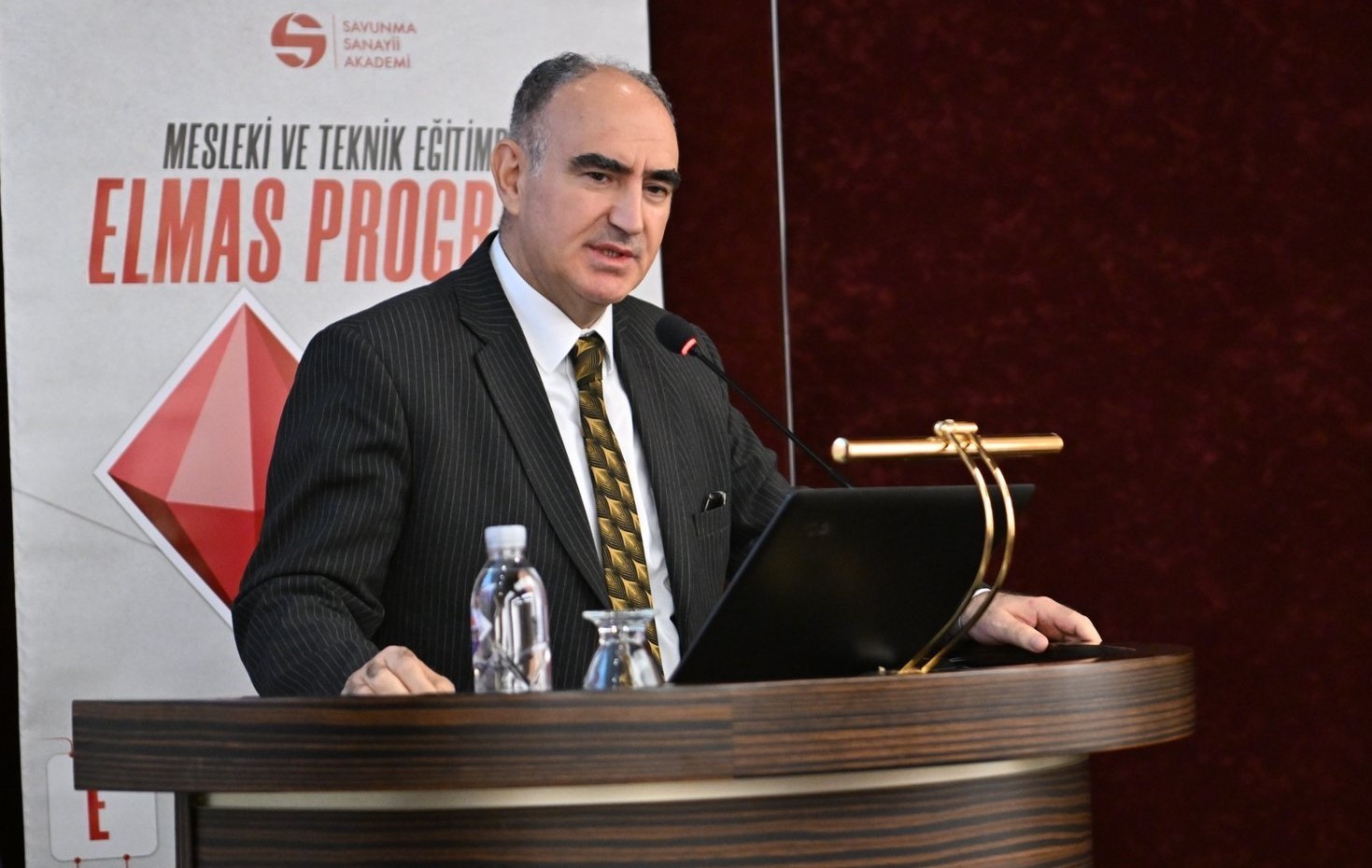 manisa-valisi-vahdettin-ozkan-in-aci-gunu