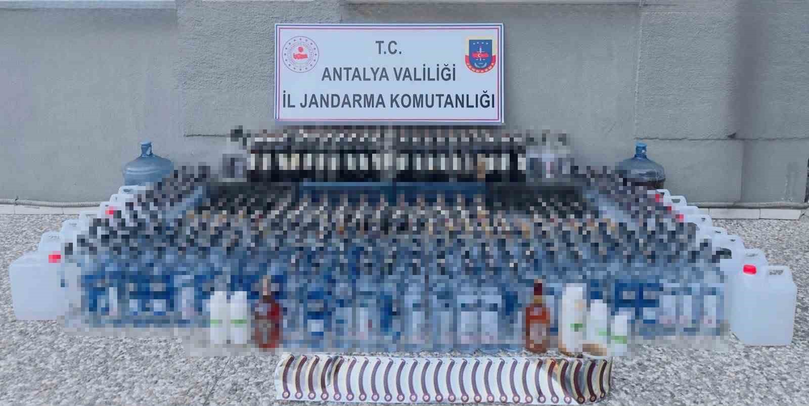 manavgat-ta-kacak-alkol-operasyonu-yuzlerce-litre-ele-gecirildi