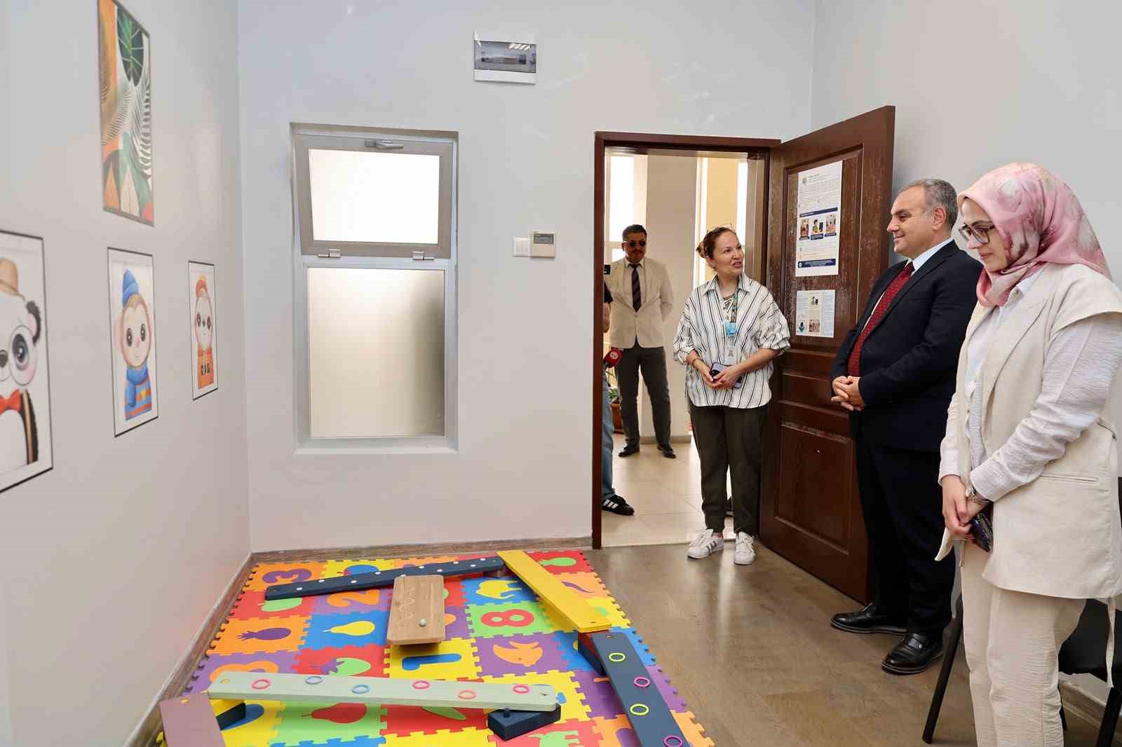 eru-akademisyenlerinden-turkiye-de-bir-ilk