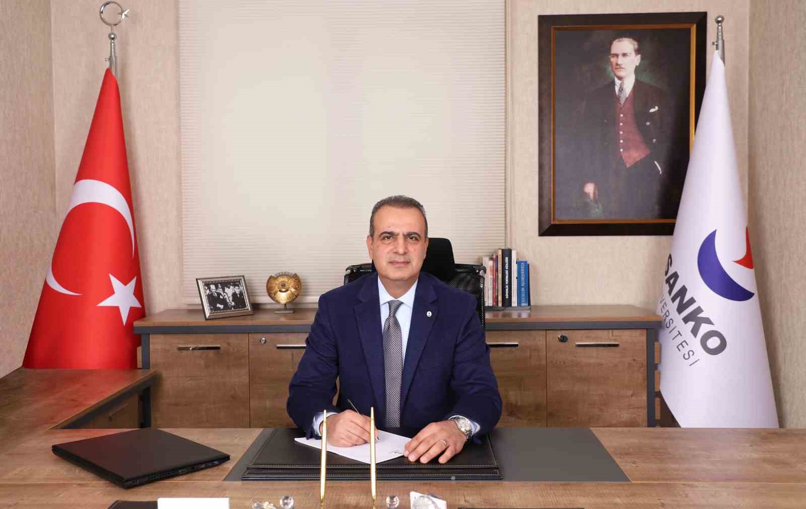 dr-yildirim-30-agustos-turk-milleti-nin-vatan-sevgisini-en-guclu-sekilde-yansitan-tarihi-bir-zaferdir