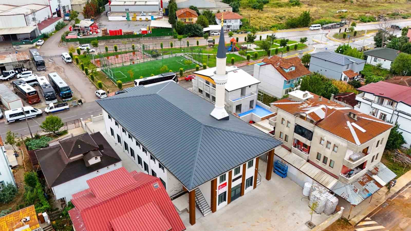 gazze-sehitleri-cami-ibadete-gun-sayiyor