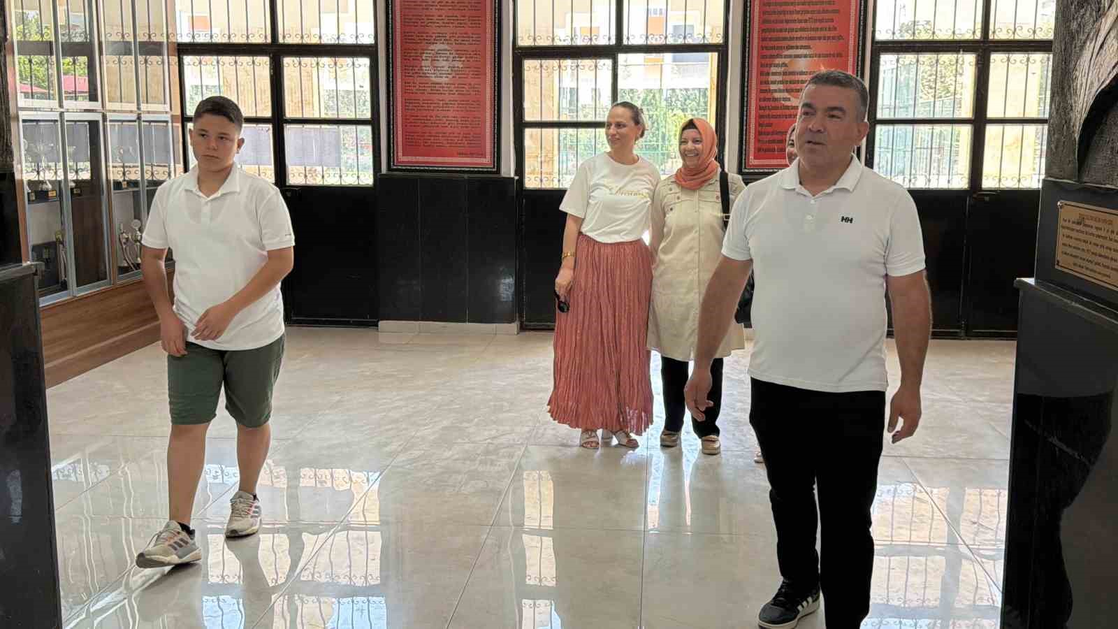 adiyamanli-kardeslerden-cifte-lgs-basarisi-500-tam-puan