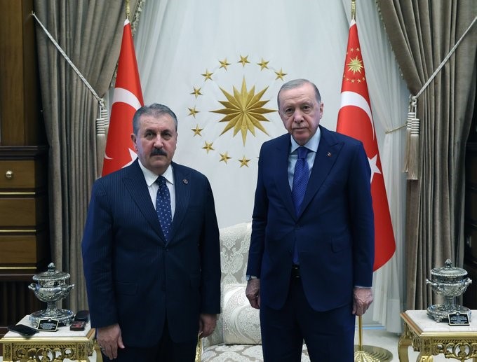 cumhurbaskani-erdogan-bbp-genel-baskani-destici-yi-kabul-etti