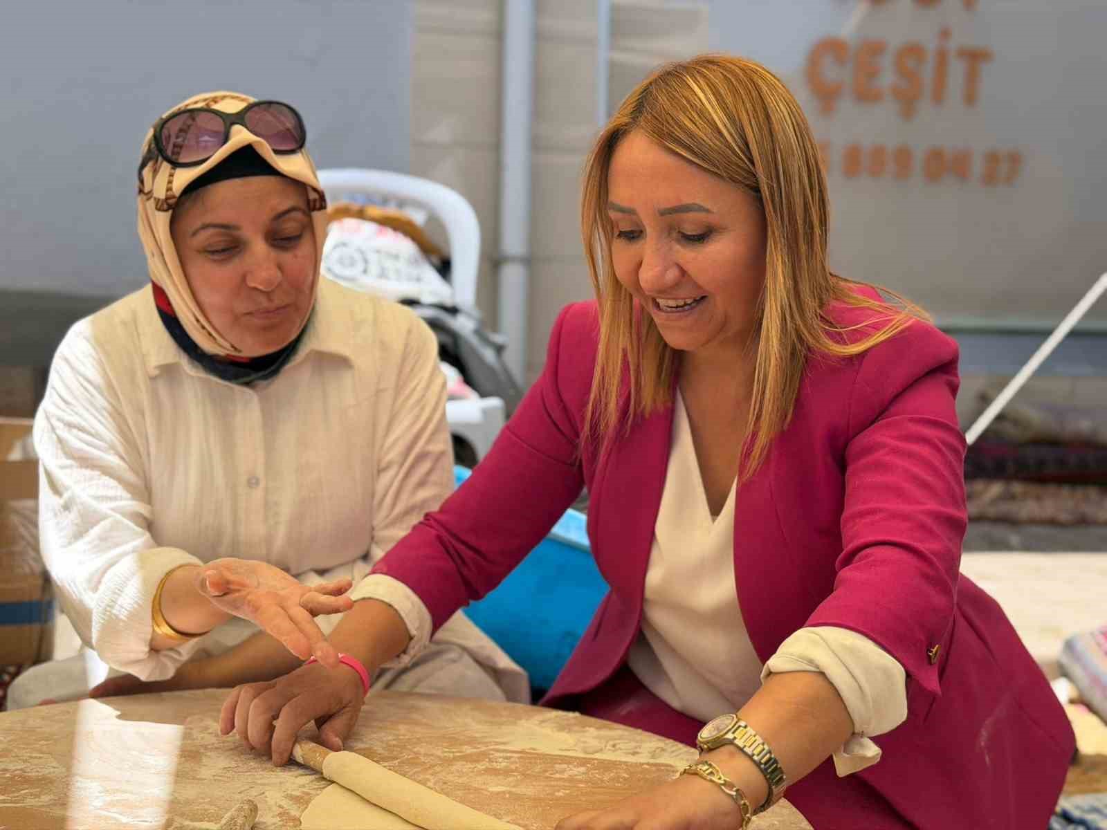 baskan-tekin-kendi-elleriyle-gozleme-acti