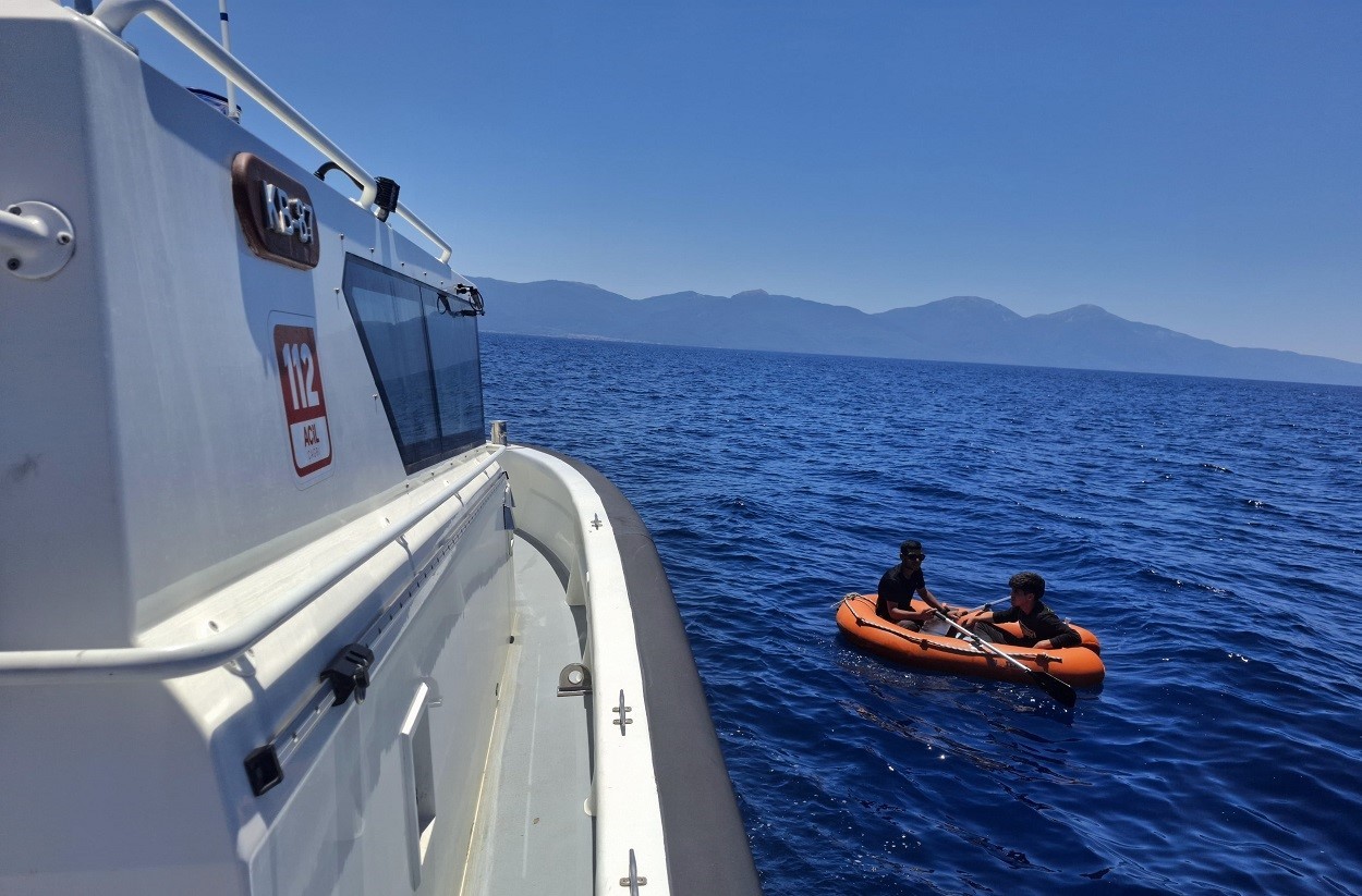 kusadasi-aciklarinda-2-duzensiz-gocmen-yakalandi